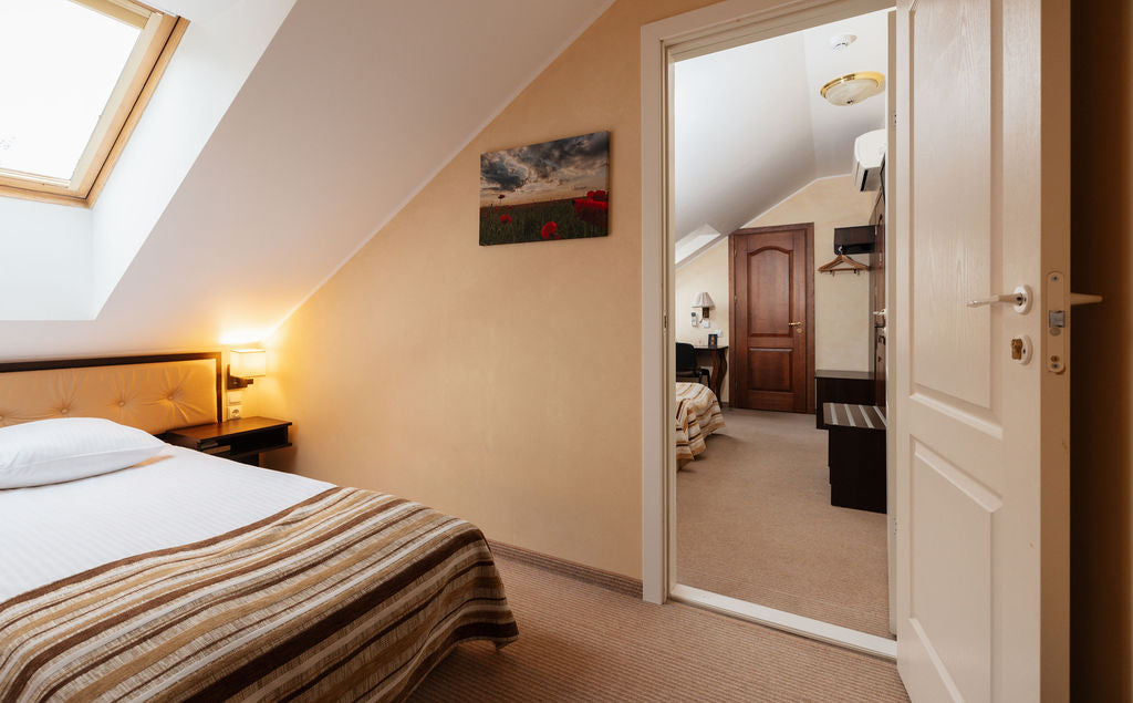 Ekonominės klasės dvivietis mansardinis